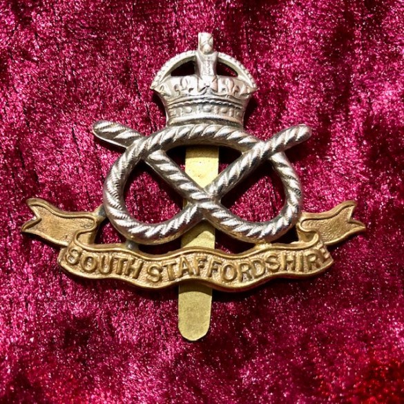 WW2 South Staffordshire Cap Badge
